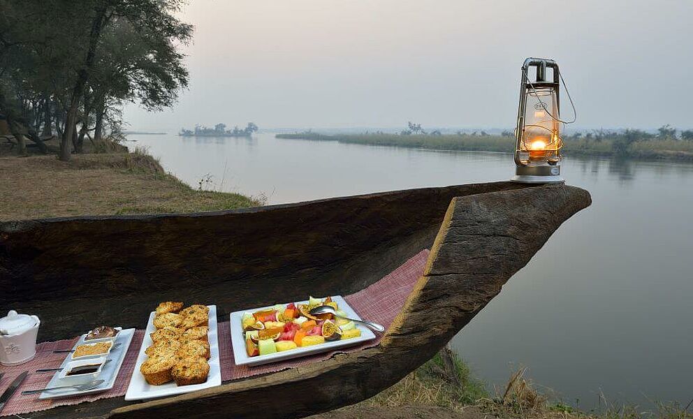 Sundowner am Sambesi River