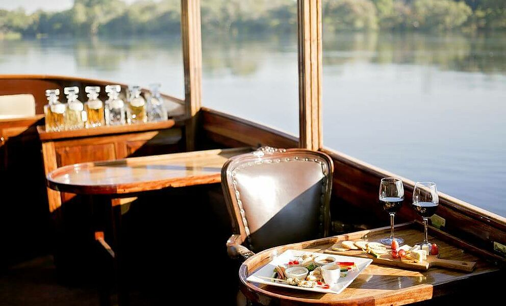 Bootsfahrt mit Mahlzeit auf dem Sambesi Fluss