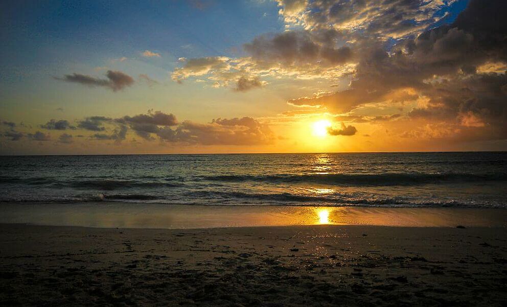 Typischer Sonnenuntergang auf Sansibar