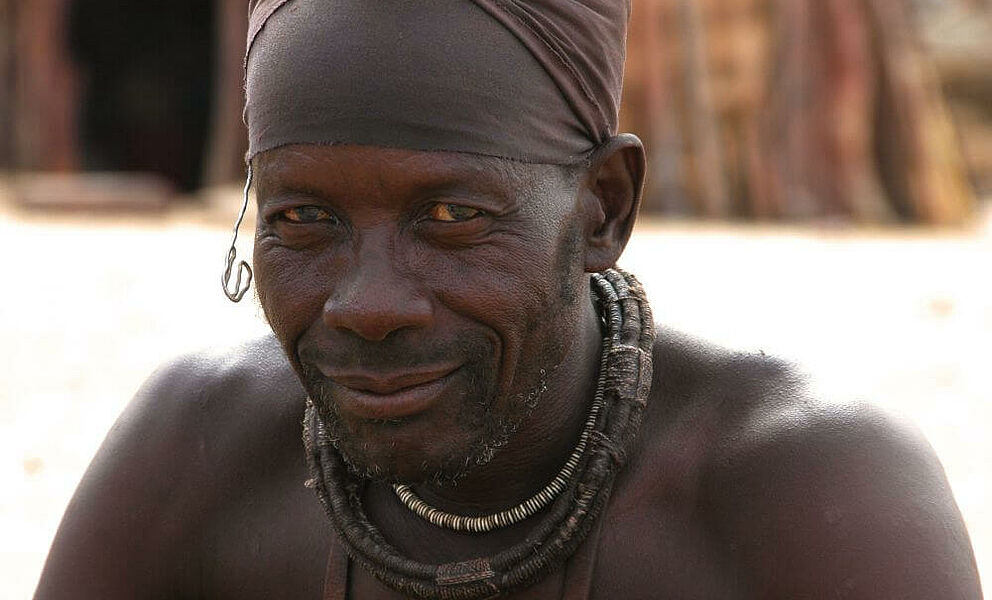 Himba Mann im Kaokoveld