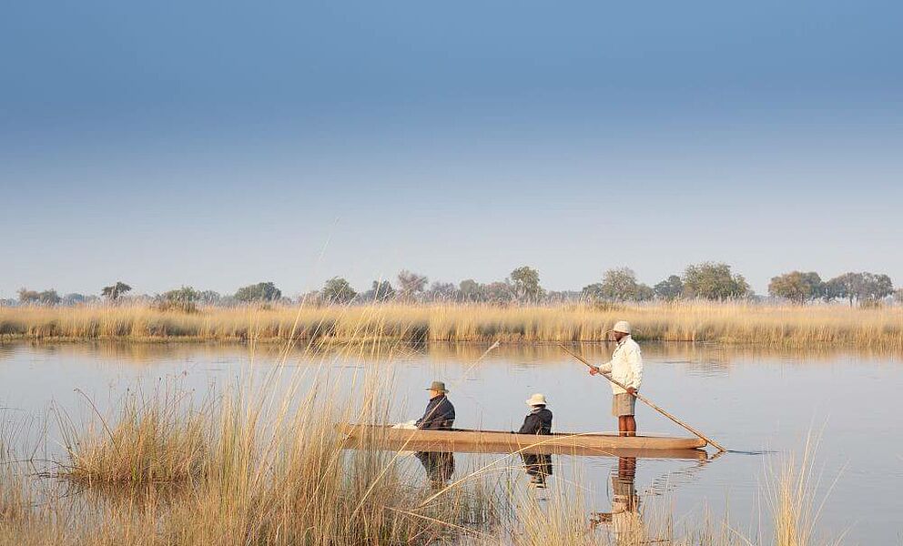 Morgendlicher Mekorotrip über die Flutebenen des Okavango Deltas