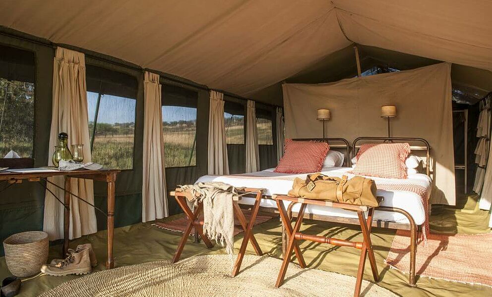 Zelt im mobilen Serengeti Safari Camp