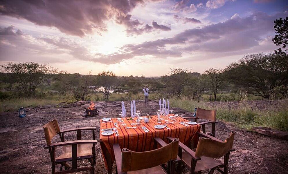 Abendessen im Busch in der Serengeti