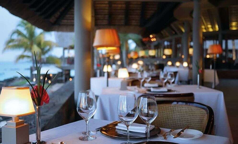Royal Palm Beachcomber Dining direkt am Strand