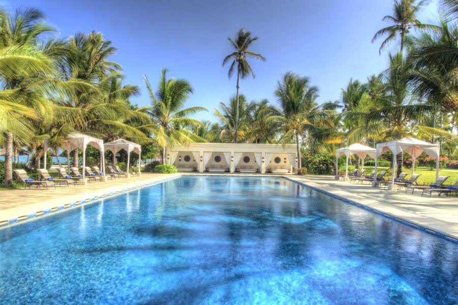 Wunderschöner Pool im Baraza Beach Resort